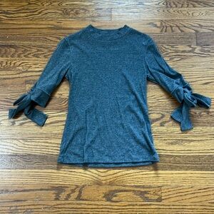 Eri + Ali Gray Half Sleeve Top